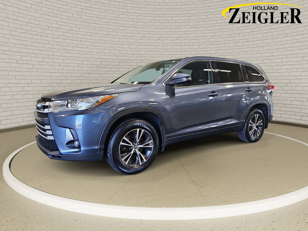 Shoreline Mist 2018 Toyota Highlander SUV / Crossover All-Wheel Drive 8-Speed Automatic
