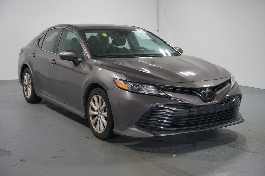Thumbnail: 2020 Toyota Camry - 3