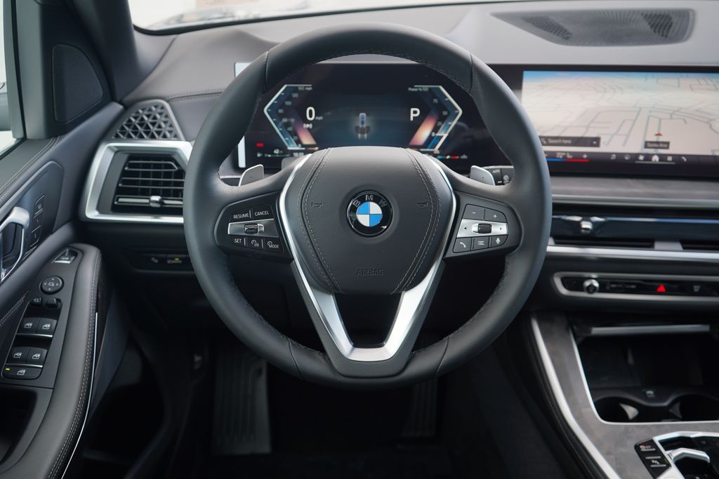 Thumbnail: 2026 BMW X5 - 14