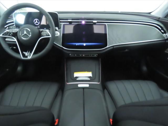 Thumbnail: 2025 Mercedes-Benz E-Class - 14