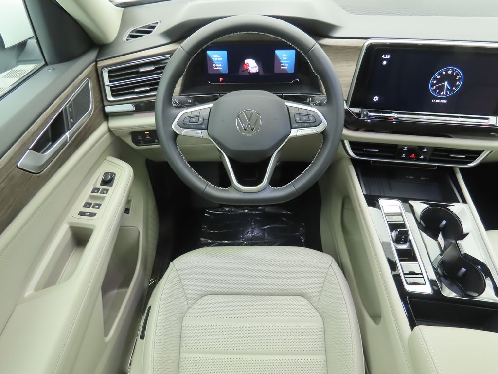 Thumbnail: 2026 Volkswagen Atlas - 10