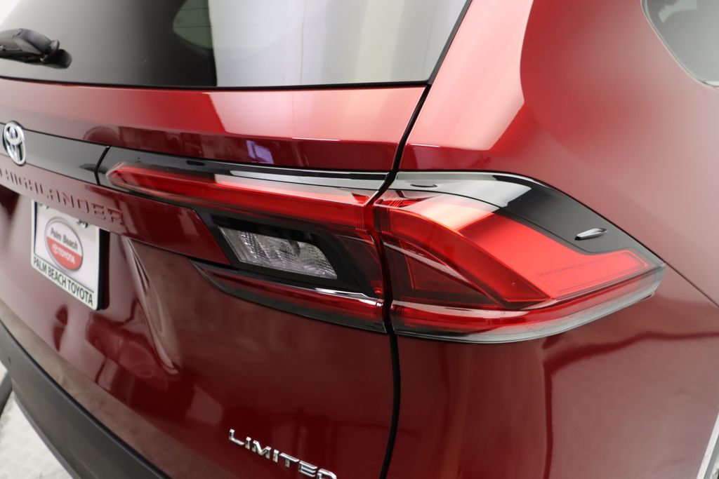 2024 Toyota Grand Highlander Limited 9