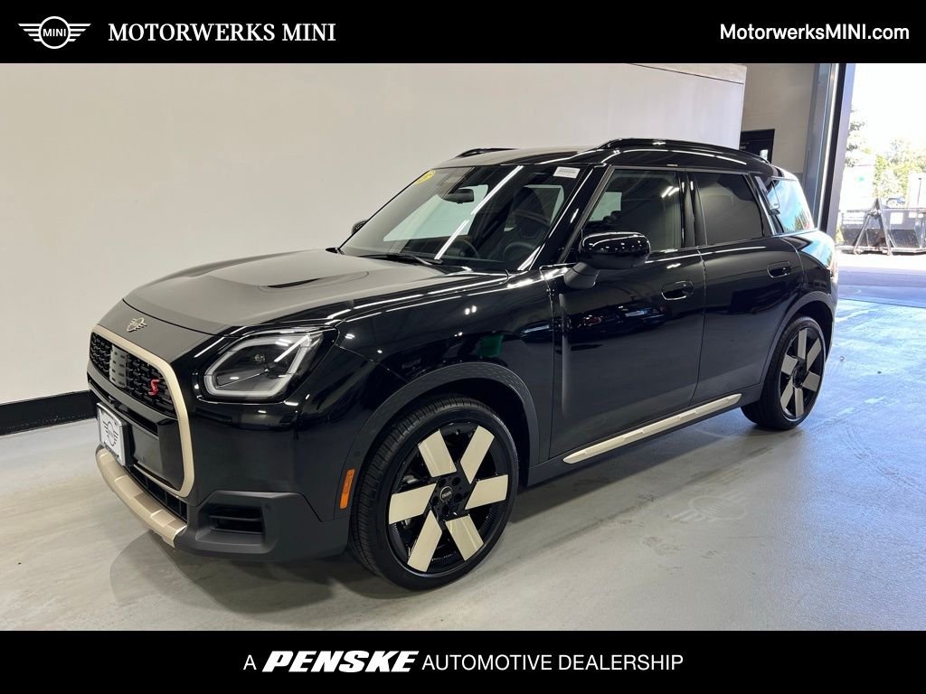 2025 MINI Cooper Countryman Base -
                Golden Valley, MN