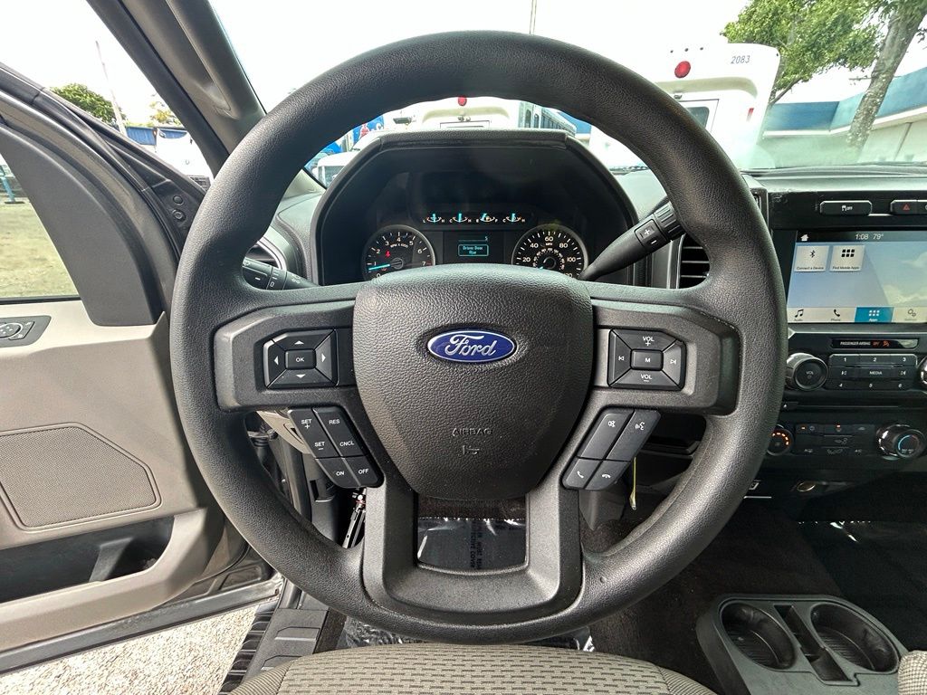 Used 2018 Gray Ford XLT image 16