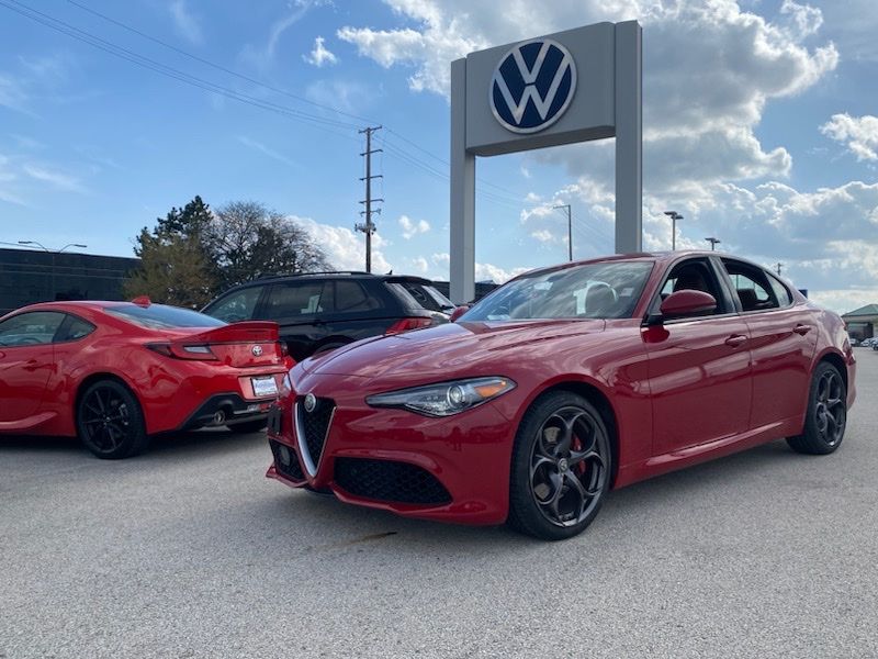 Rosso Competizione Tri-Coat 2019 Alfa Romeo Giulia Ti Sport AWD Sedan All-Wheel Drive 8-Speed Automatic