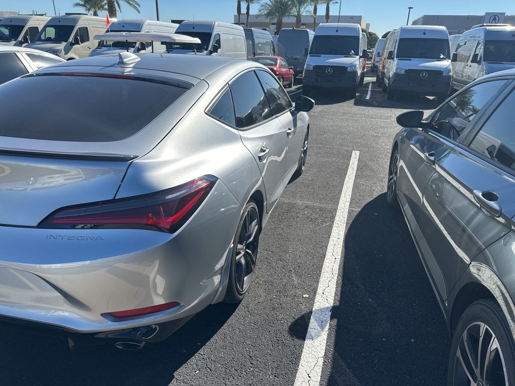 Thumbnail: 2023 Acura Integra - 5