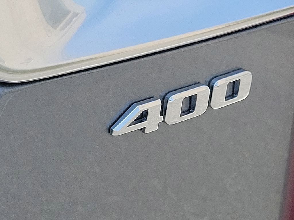 Thumbnail: 2024 Cadillac XT6 - 12