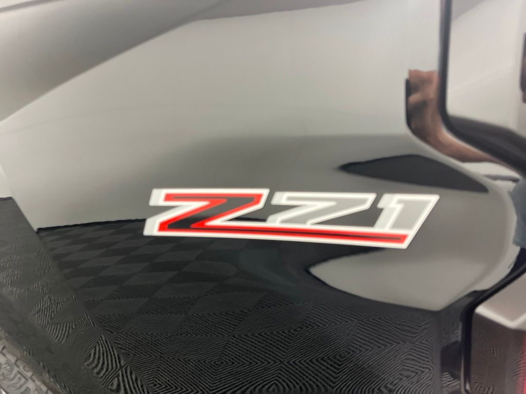Thumbnail: 2026 Chevrolet Colorado - 18