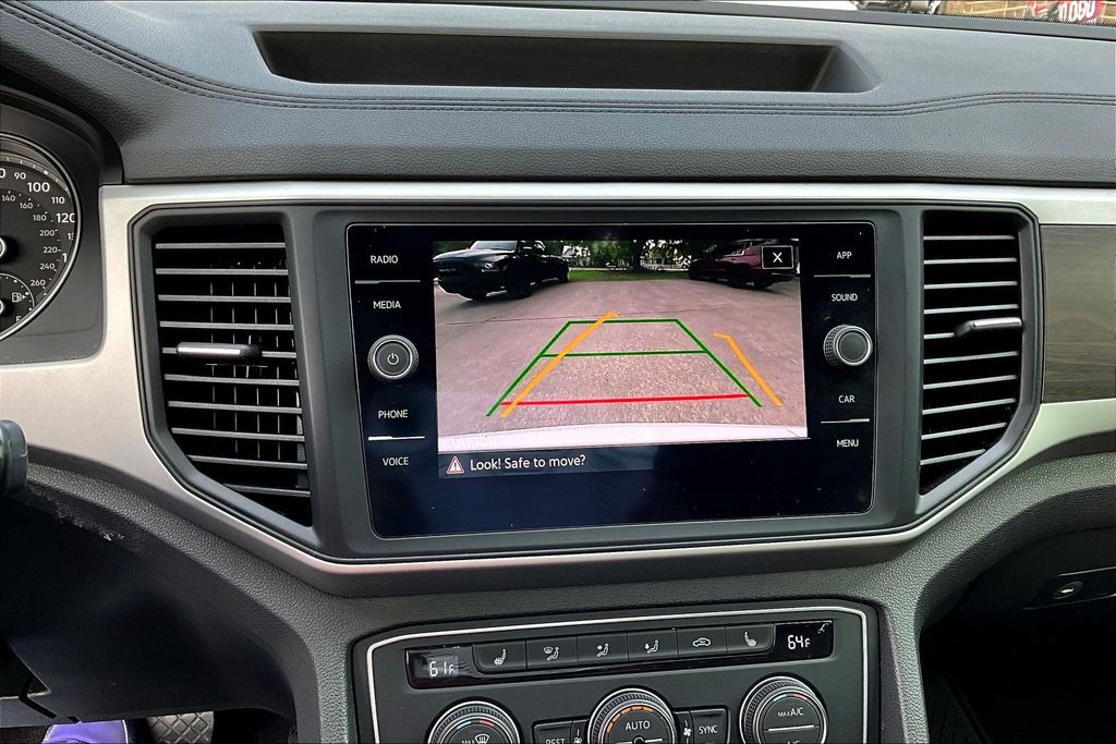 2021 Volkswagen Atlas 3.6L V6 SE w/Technology White at DeMontrond Auto Country