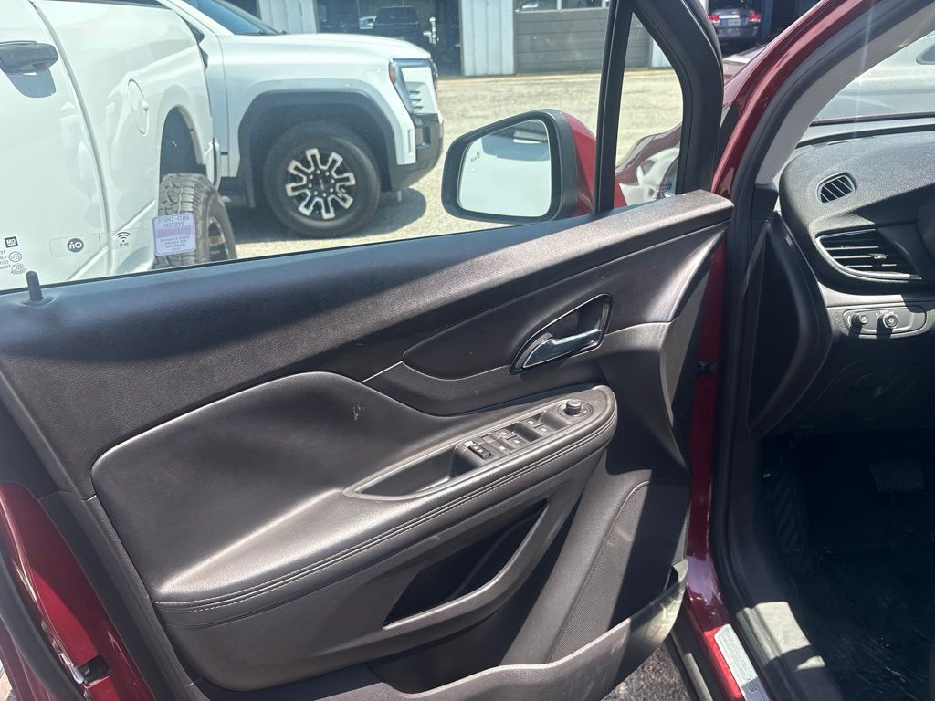 Used 2021 Red Buick Preferred image 16