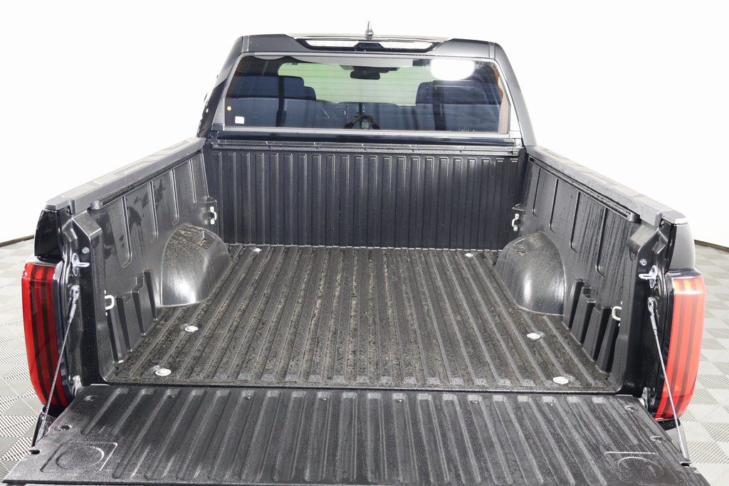 2025 Toyota Tundra SR5 8