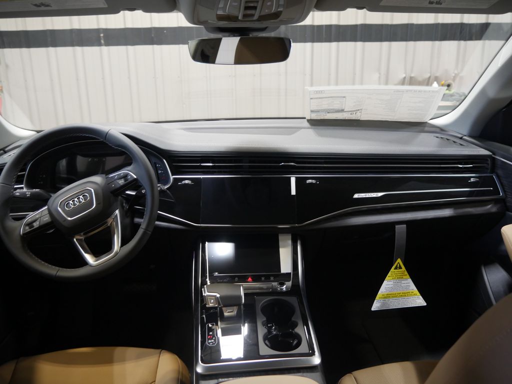 Thumbnail: 2026 Audi Q8 - 22