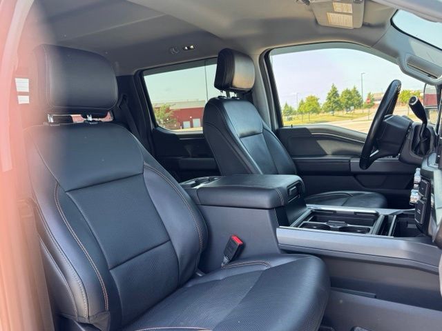 2024 Ford F-450 Chassis LARIAT