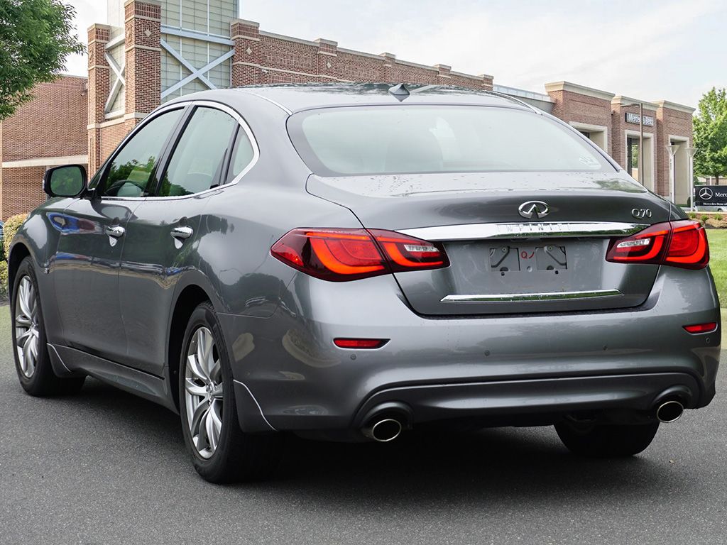 Thumbnail: 2015 INFINITI Q70 - 7
