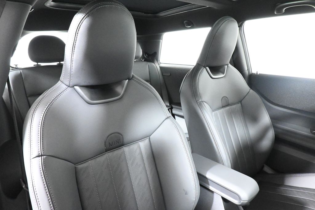 Thumbnail: 2026 MINI Cooper - 31
