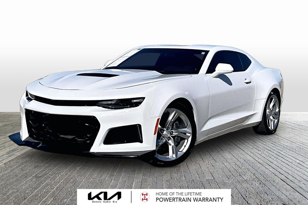 2021 Chevrolet Camaro LT1 Coupe RWD