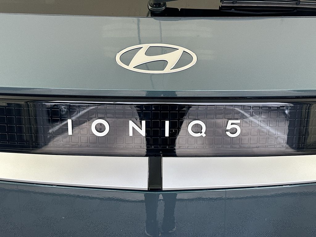 Thumbnail: 2026 Hyundai Ioniq 5 - 22