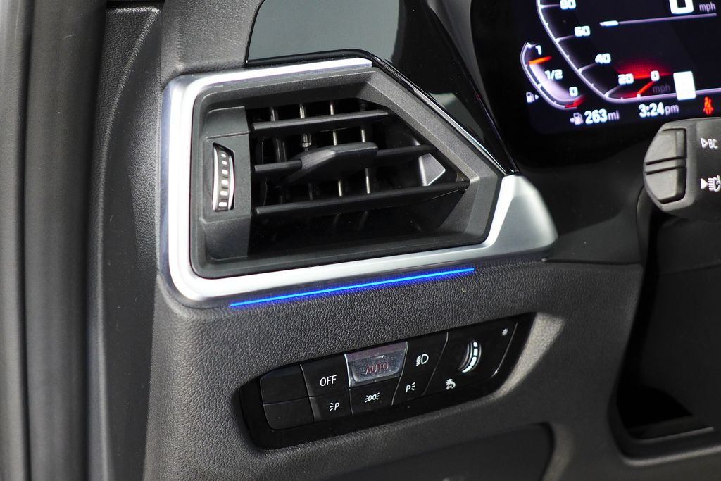 Thumbnail: 2023 BMW M4 - 25