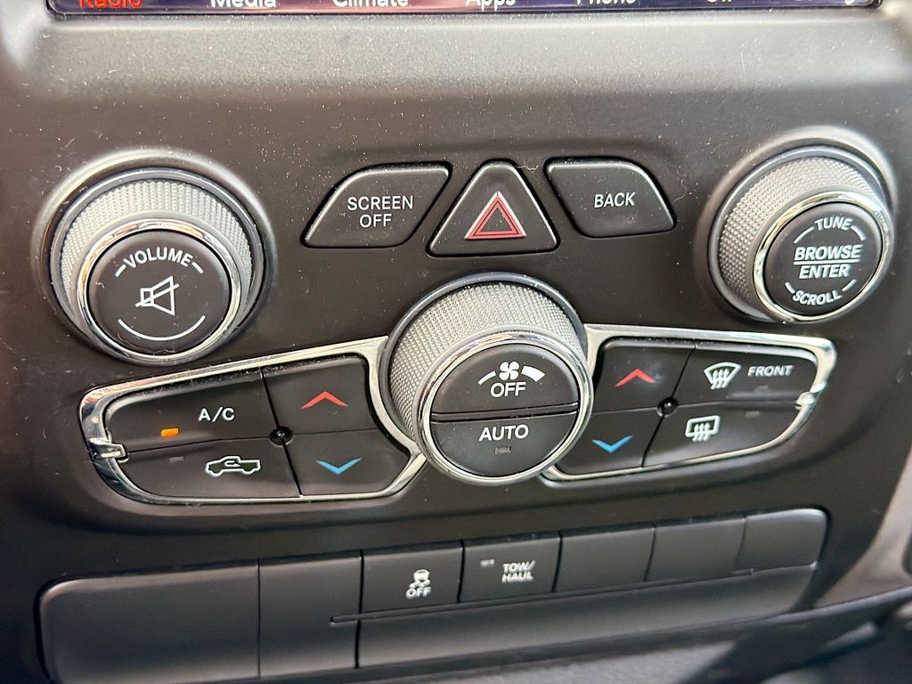 Used 2019 White Ram Express image 15