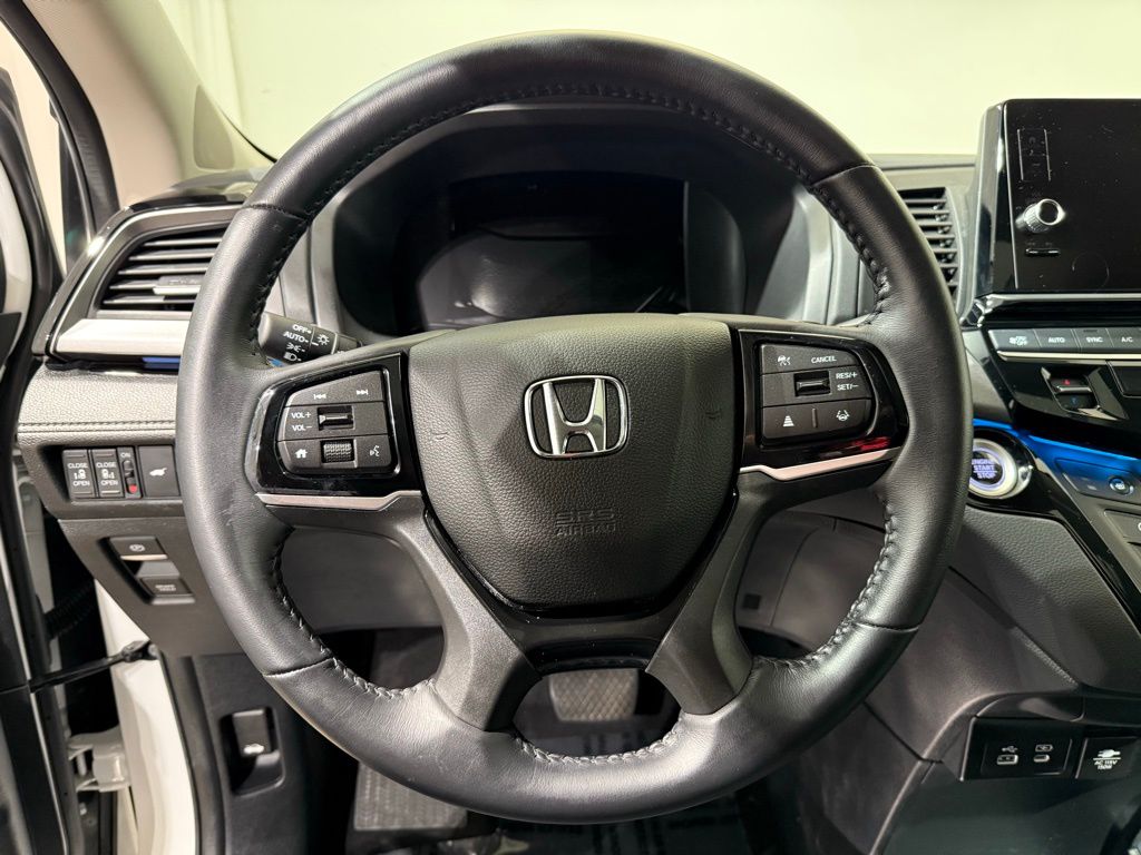 Thumbnail: 2025 Honda Odyssey - 25