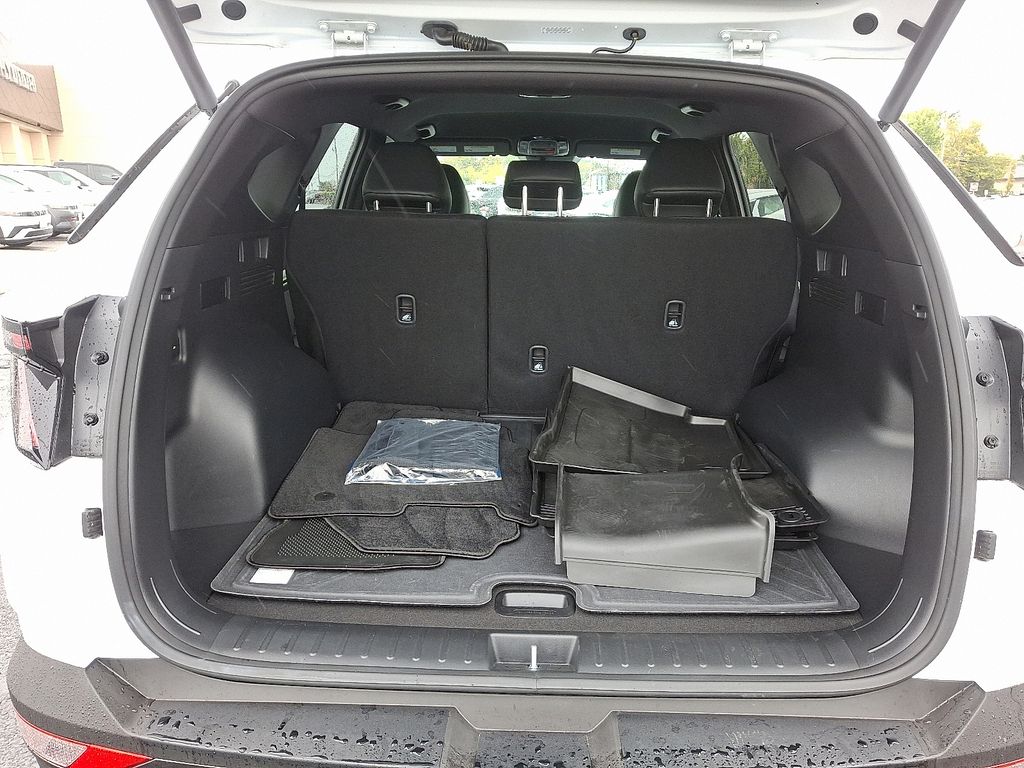 Thumbnail: 2024 Hyundai Tucson - 30