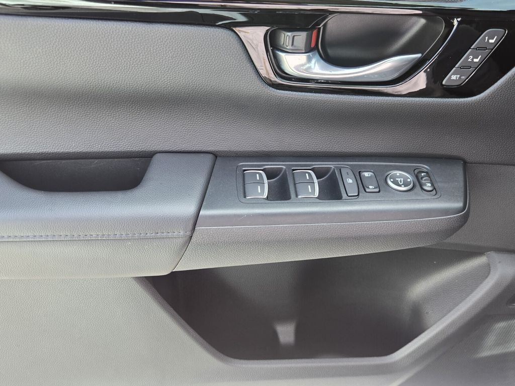 2023 Honda CR-V - $29,359