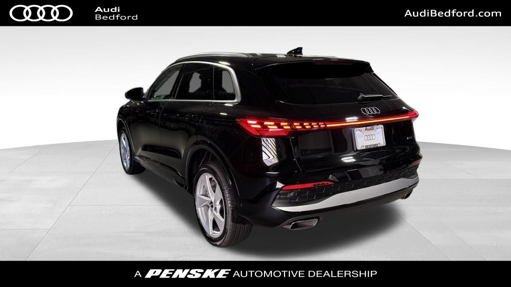 Thumbnail: 2025 Audi Q5 - 4