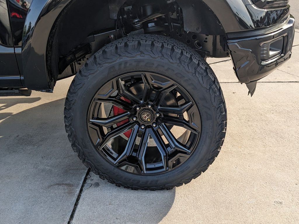 2025 Ford F-150 Black Widow
