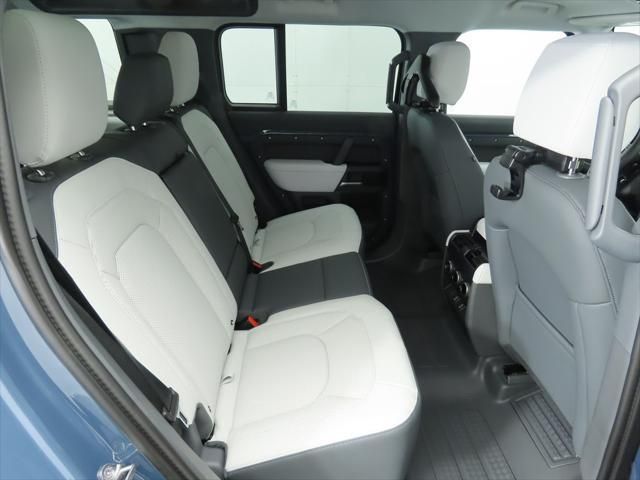 Thumbnail: 2026 Land Rover Defender - 22