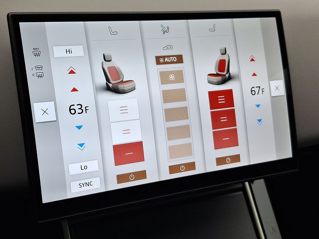 Thumbnail: 2026 Land Rover Range Rover Evoque - 13