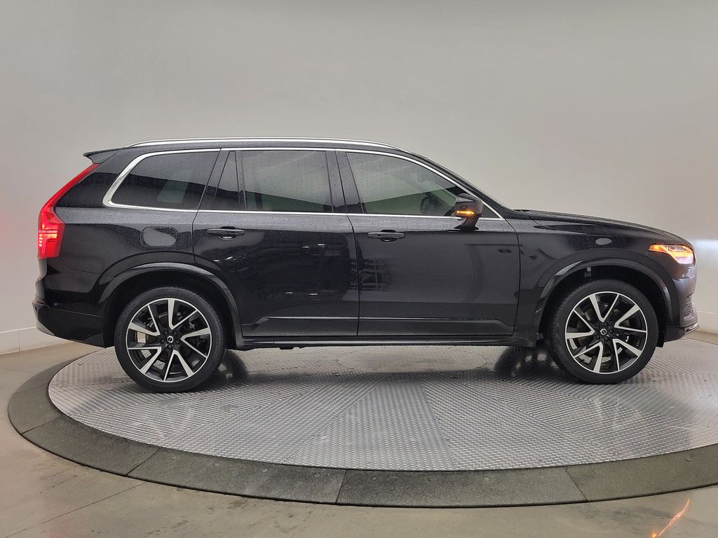 Thumbnail: 2022 Volvo XC90 - 6