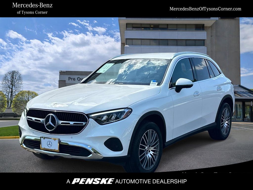 Thumbnail: 2025 Mercedes-Benz GLC - 1