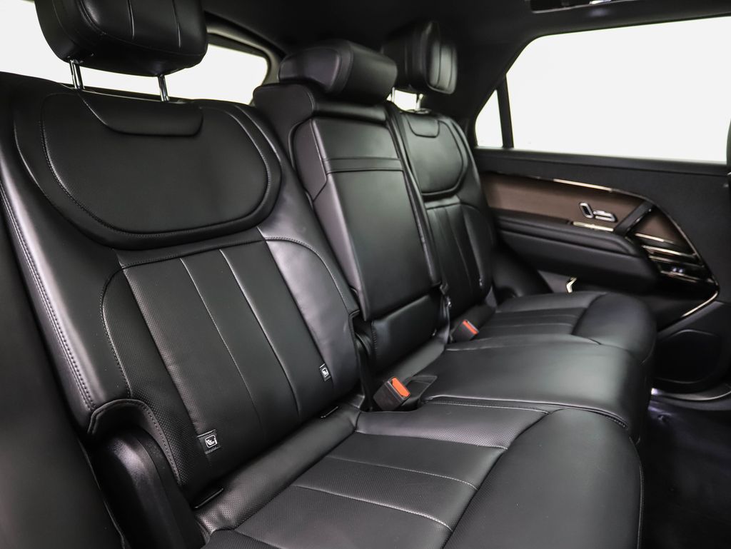 Thumbnail: 2024 Land Rover Range Rover Sport - 27