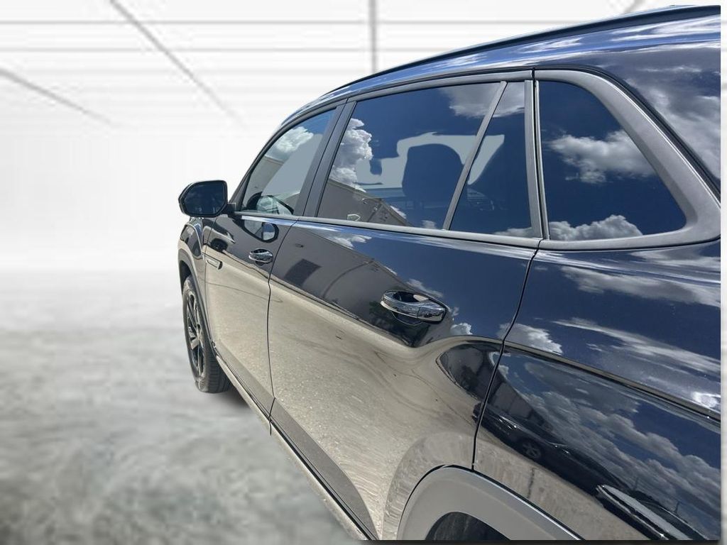New 2026 Deep Black Volkswagen 2.0T SEL R-Line Black image 29