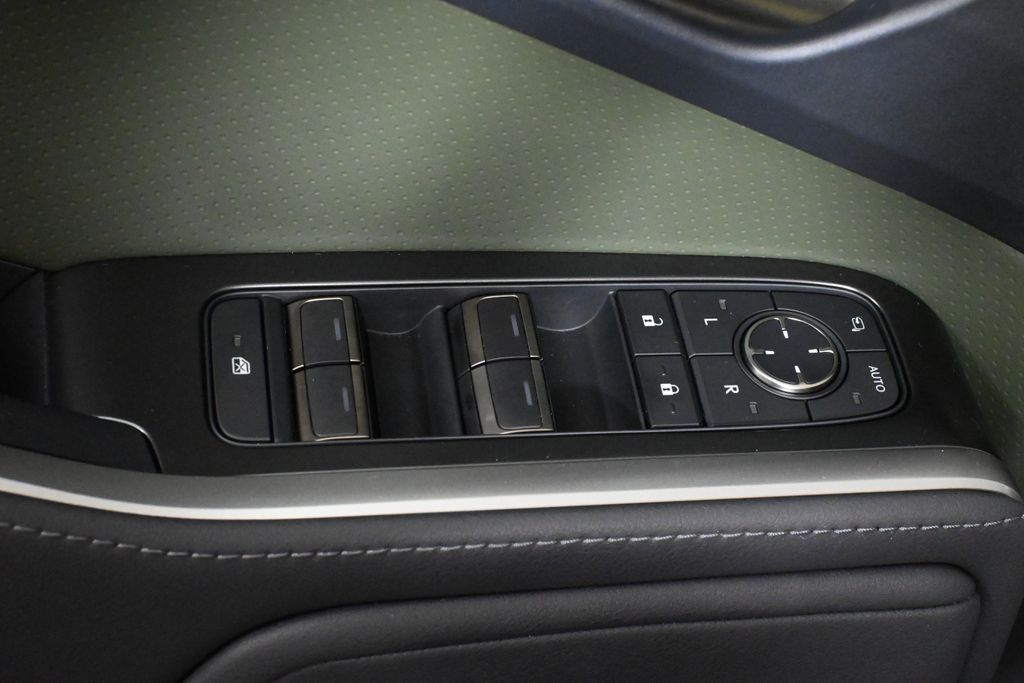 Thumbnail: 2025 Lexus GX - 30