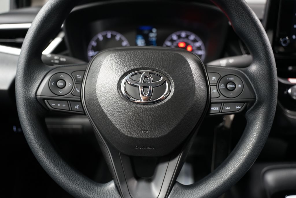 2025 Toyota Corolla LE 12