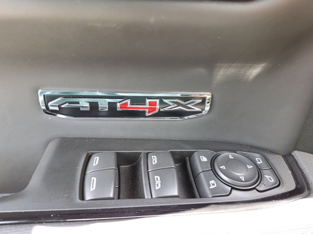 new 2026 GMC Sierra 1500 car, priced at $69,040