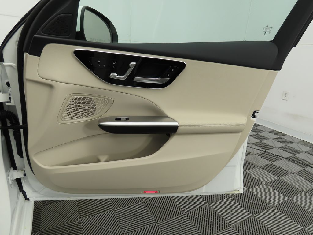 2025 Mercedes-Benz C-Class C 300 25