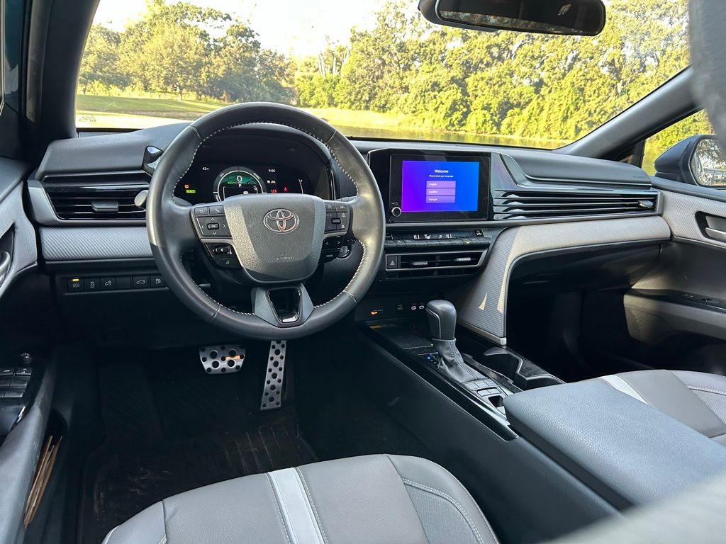 Thumbnail: 2025 Toyota Camry - 12