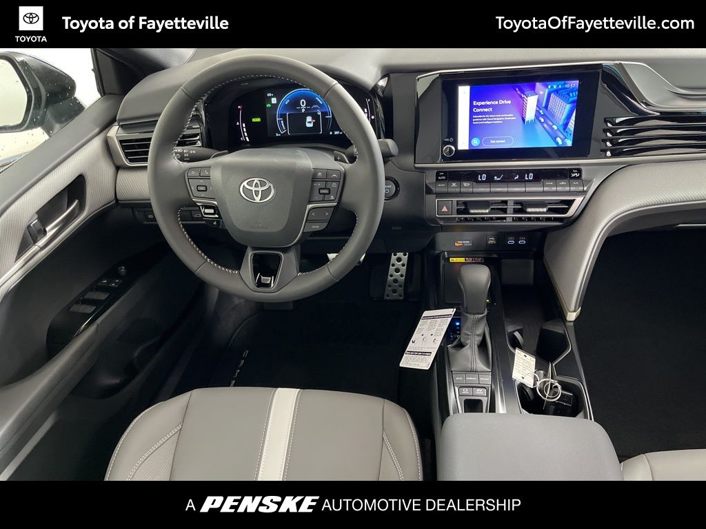 2025 Toyota Camry SE 5