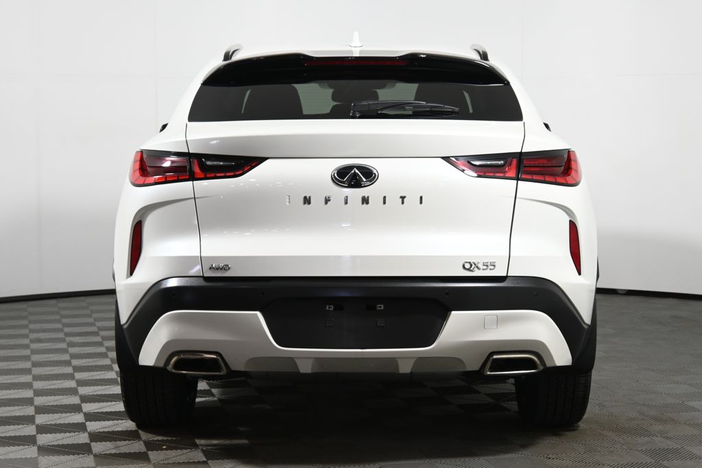 2022 INFINITI QX55 Essential 5