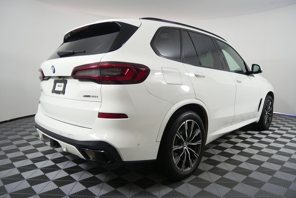 Thumbnail: 2023 BMW X5 - 3