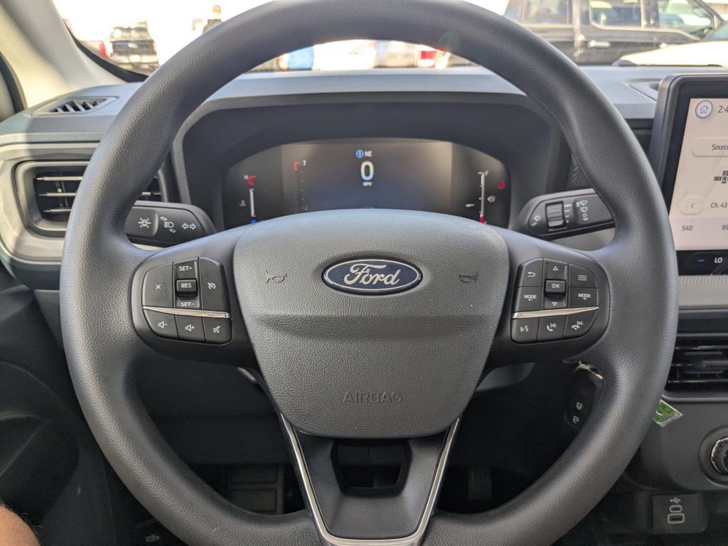 2025 Ford Maverick XL