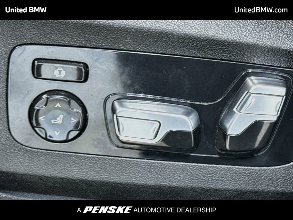 Thumbnail: 2024 BMW X7 - 11
