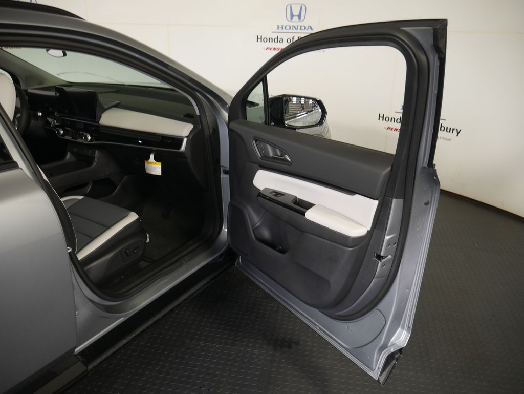 Thumbnail: 2025 Honda Prologue - 7