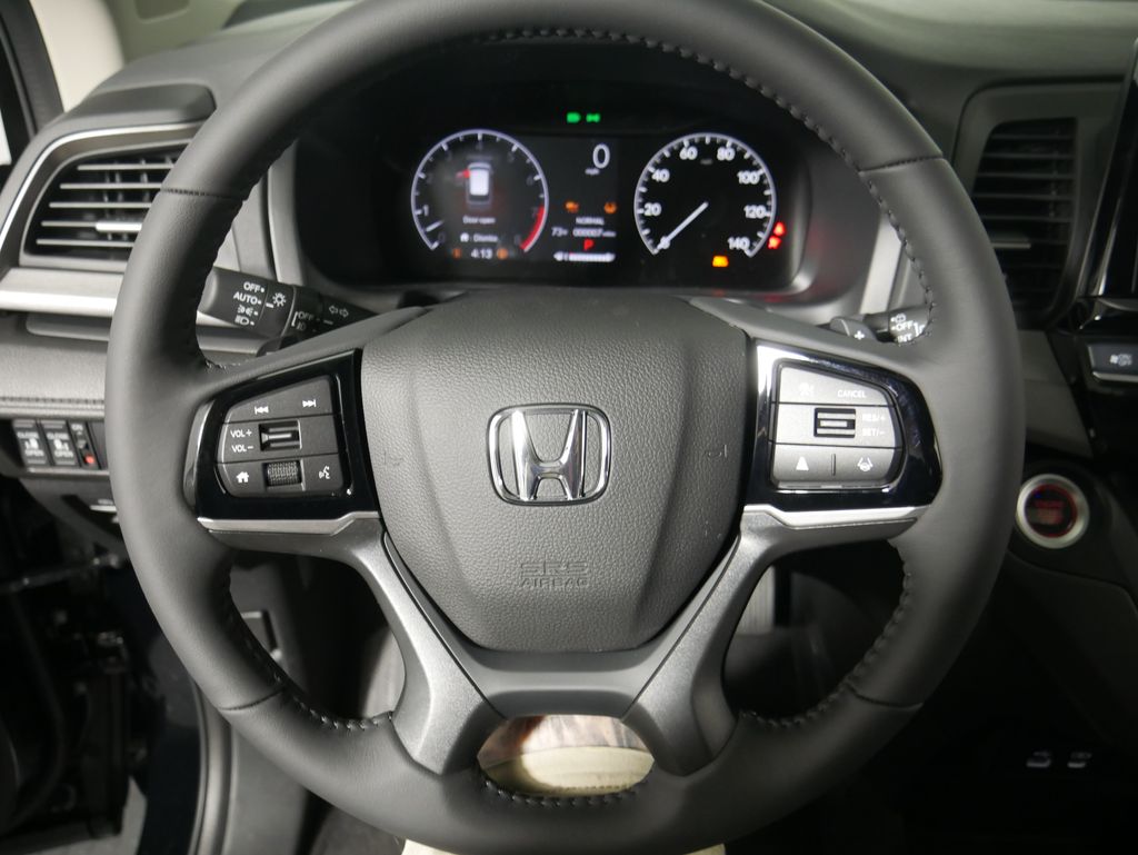 Thumbnail: 2026 Honda Odyssey - 15