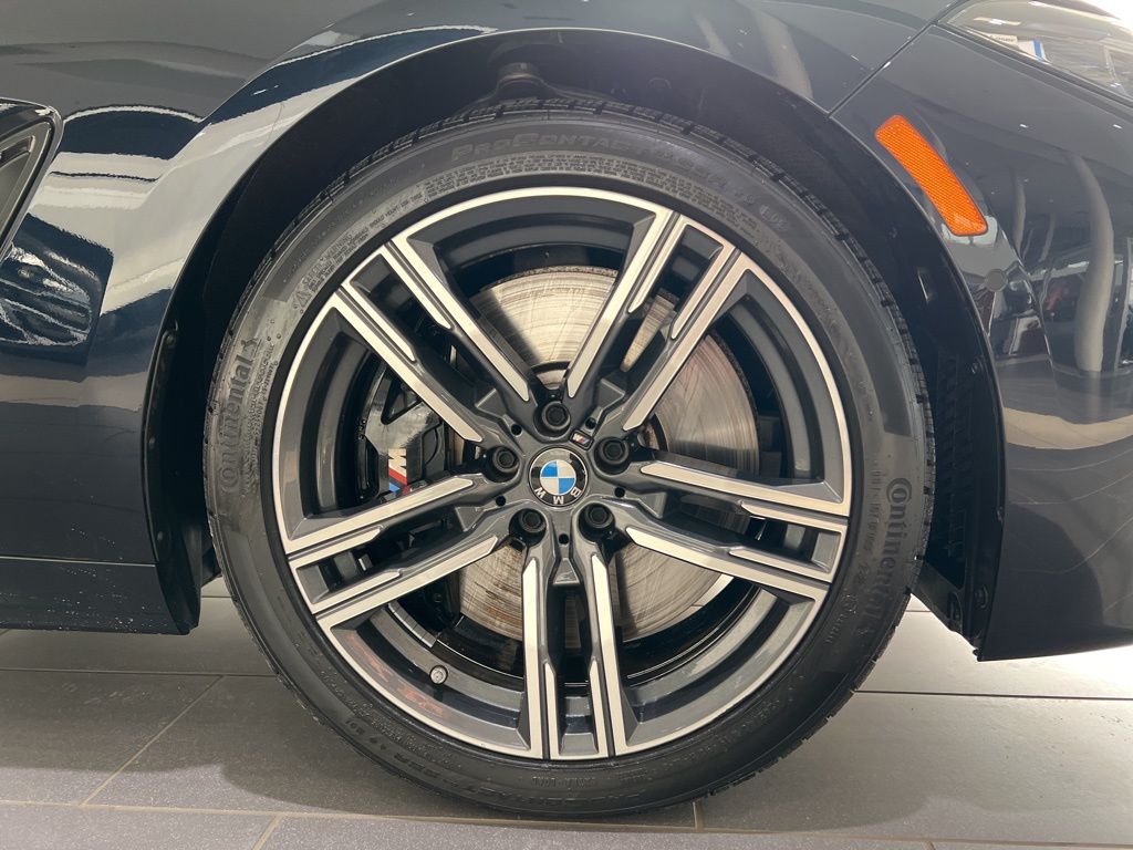 Thumbnail: 2023 BMW 8 Series - 11