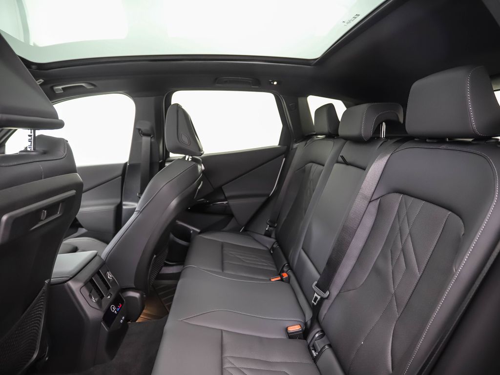 Thumbnail: 2026 BMW X3 - 22