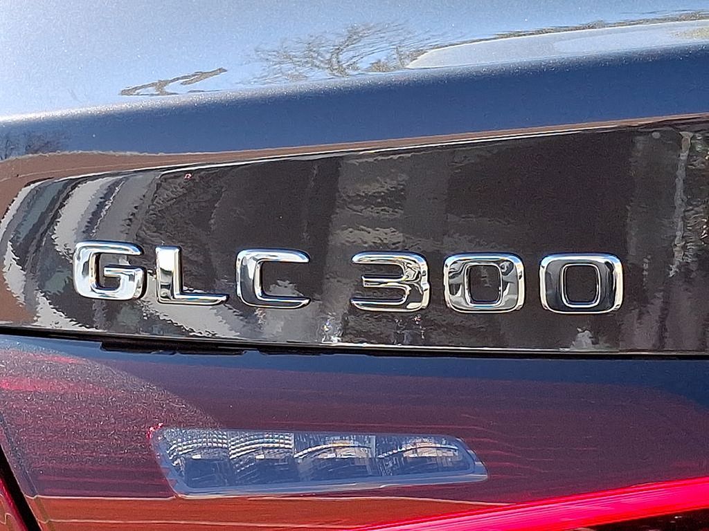 Thumbnail: 2025 Mercedes-Benz GLC - 24