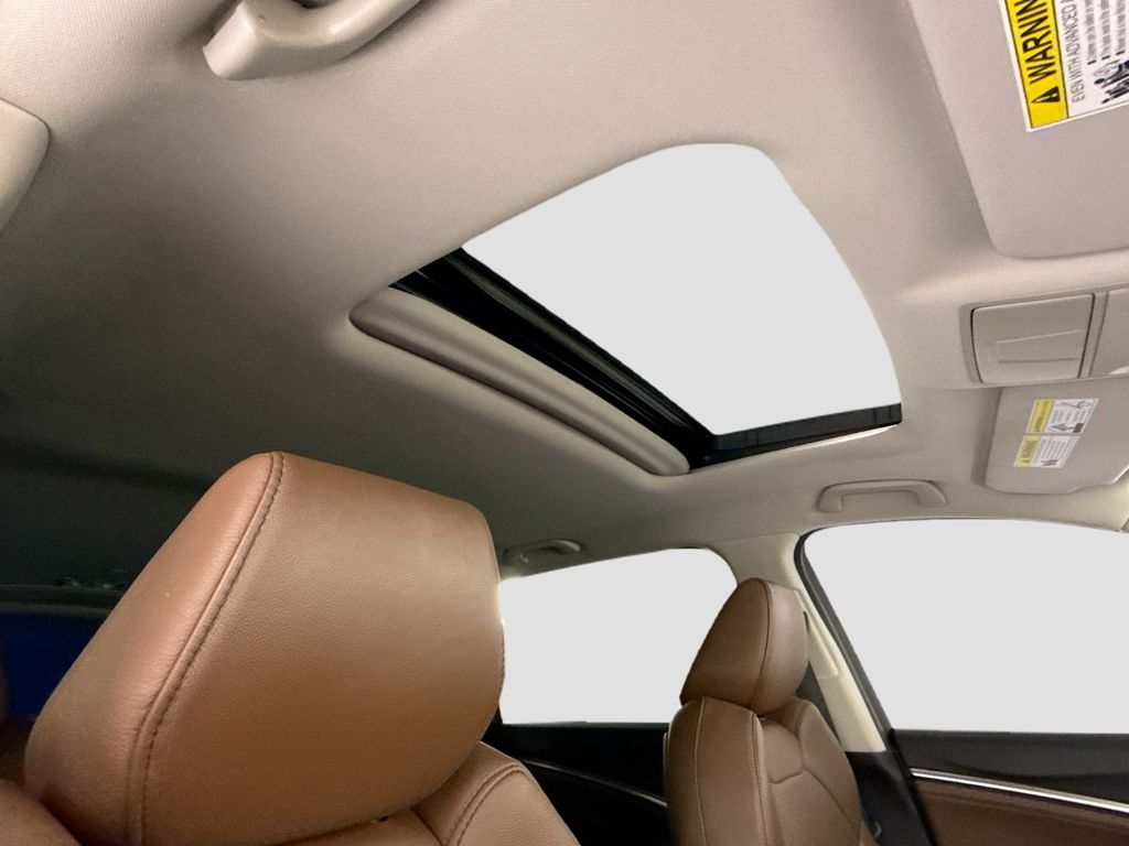 Thumbnail: 2020 Acura MDX - 18